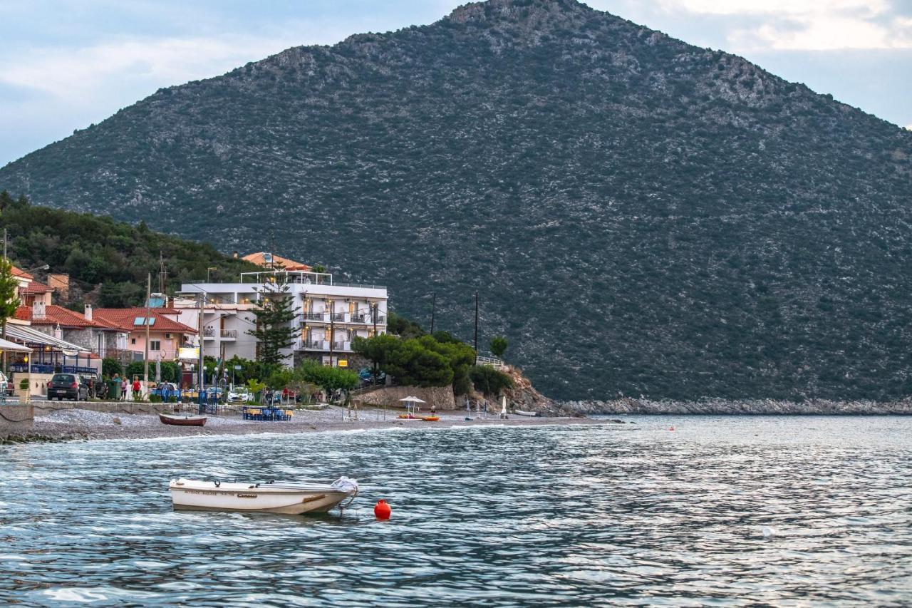 Paraskevas Boutique Hotel Tirós Dış mekan fotoğraf