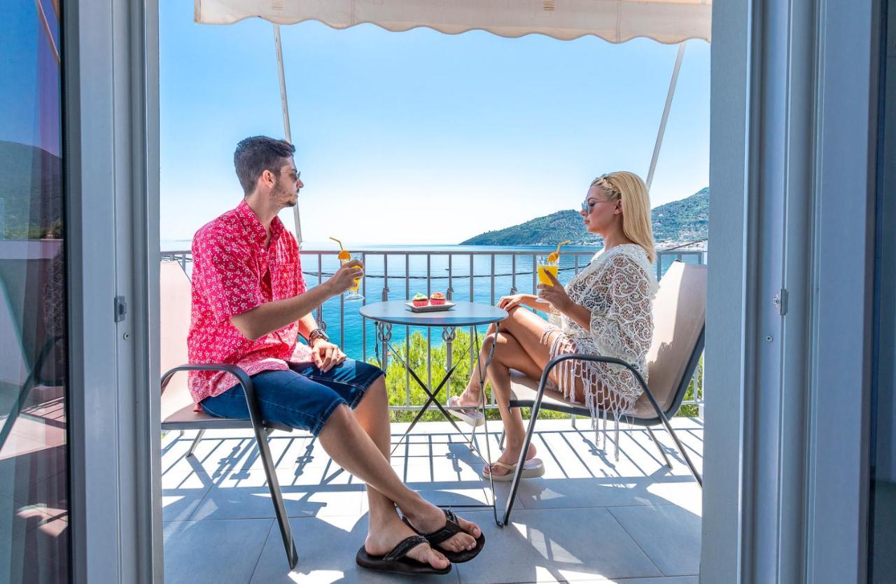Paraskevas Boutique Hotel Tirós Dış mekan fotoğraf