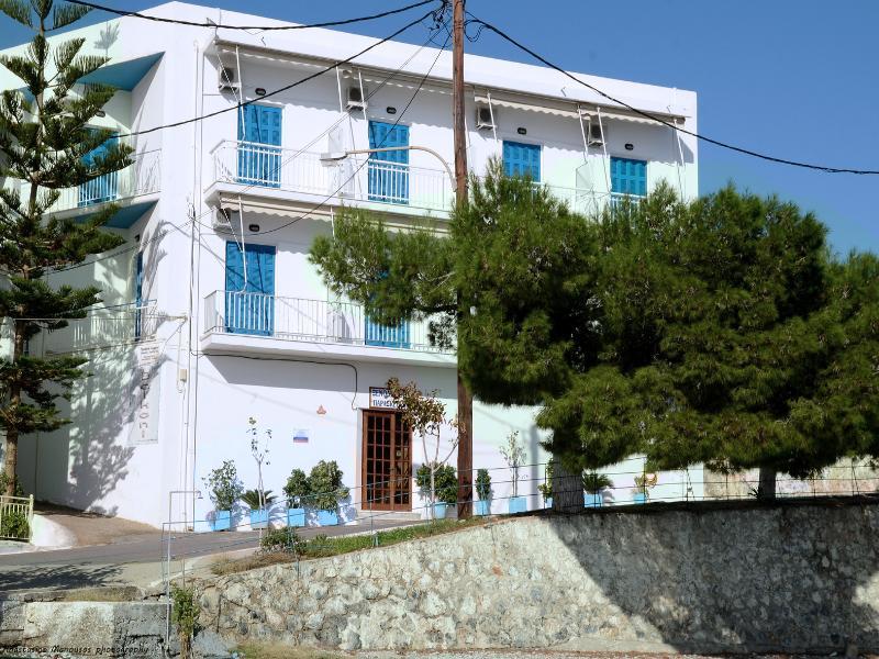 Paraskevas Boutique Hotel Tirós Dış mekan fotoğraf